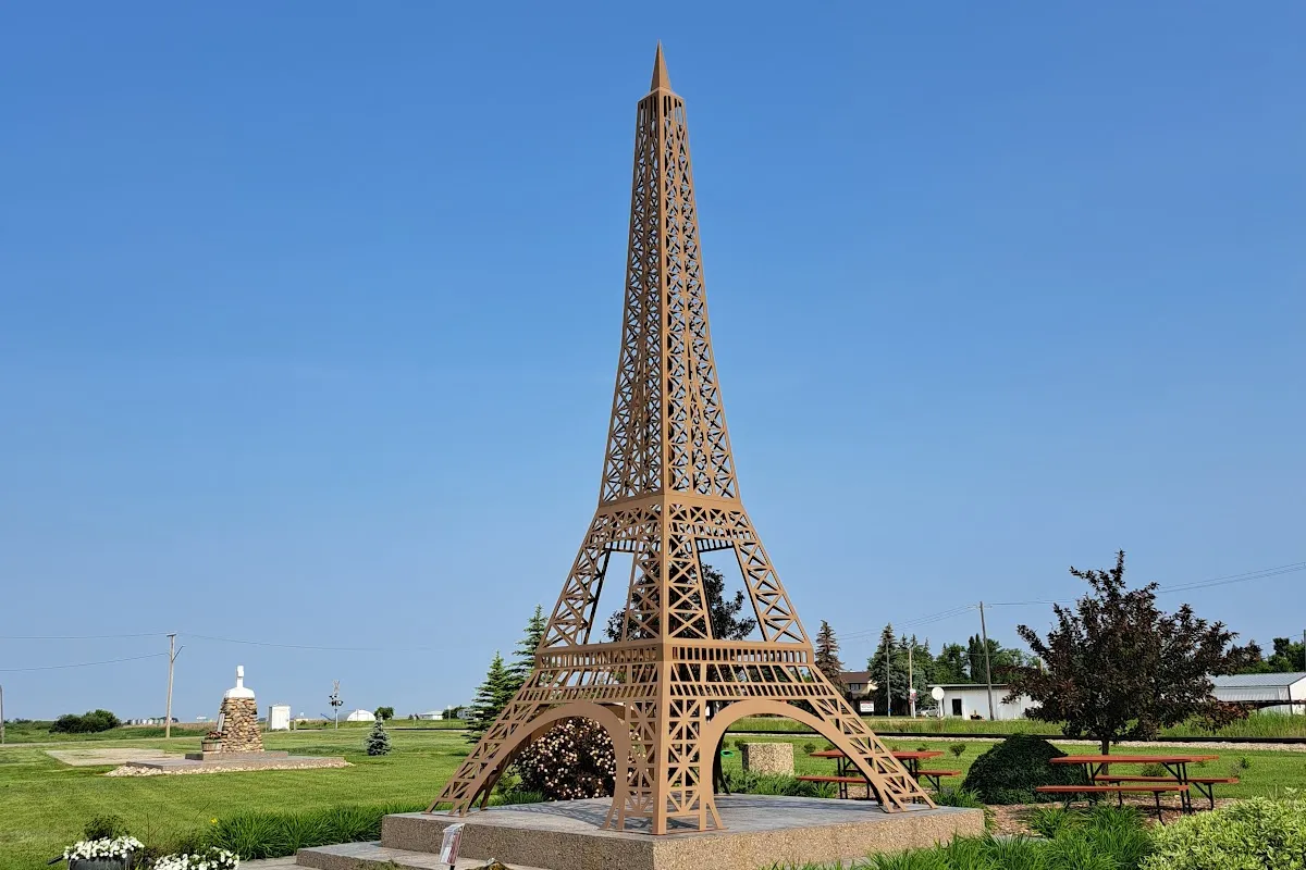 Eiffel Tower Replica photo 1