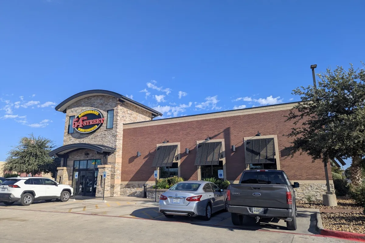 54th Street Restaurant & Drafthouse photo 1