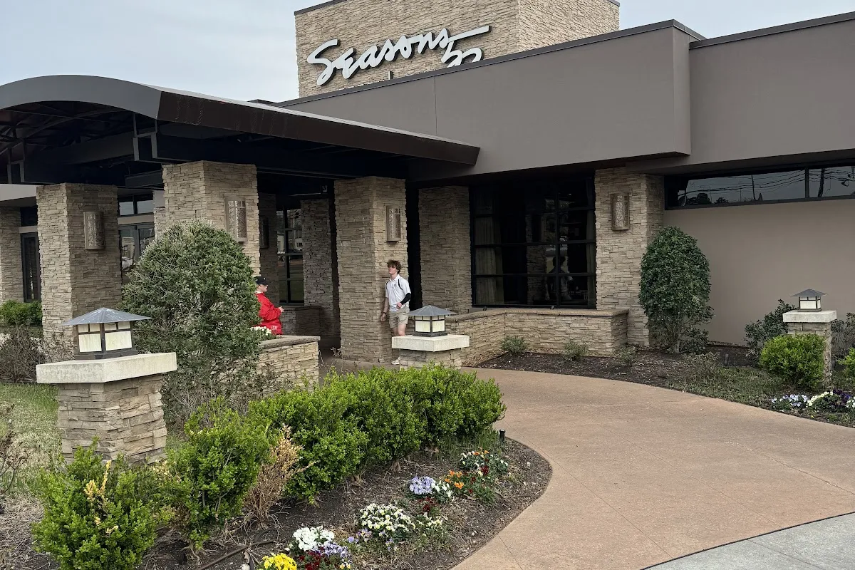 Seasons 52 photo 1