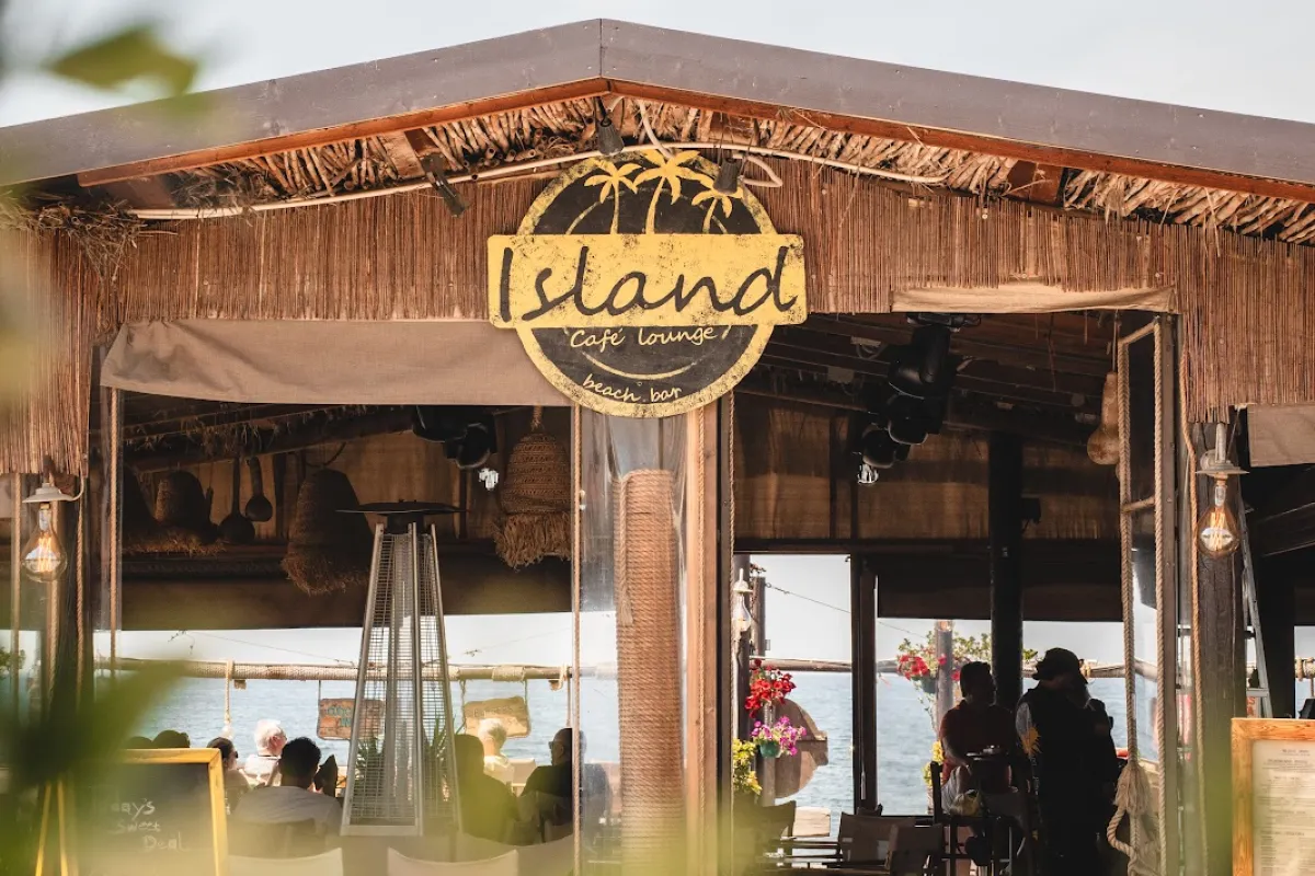 Island Beach Bar and Restaurant photo 1