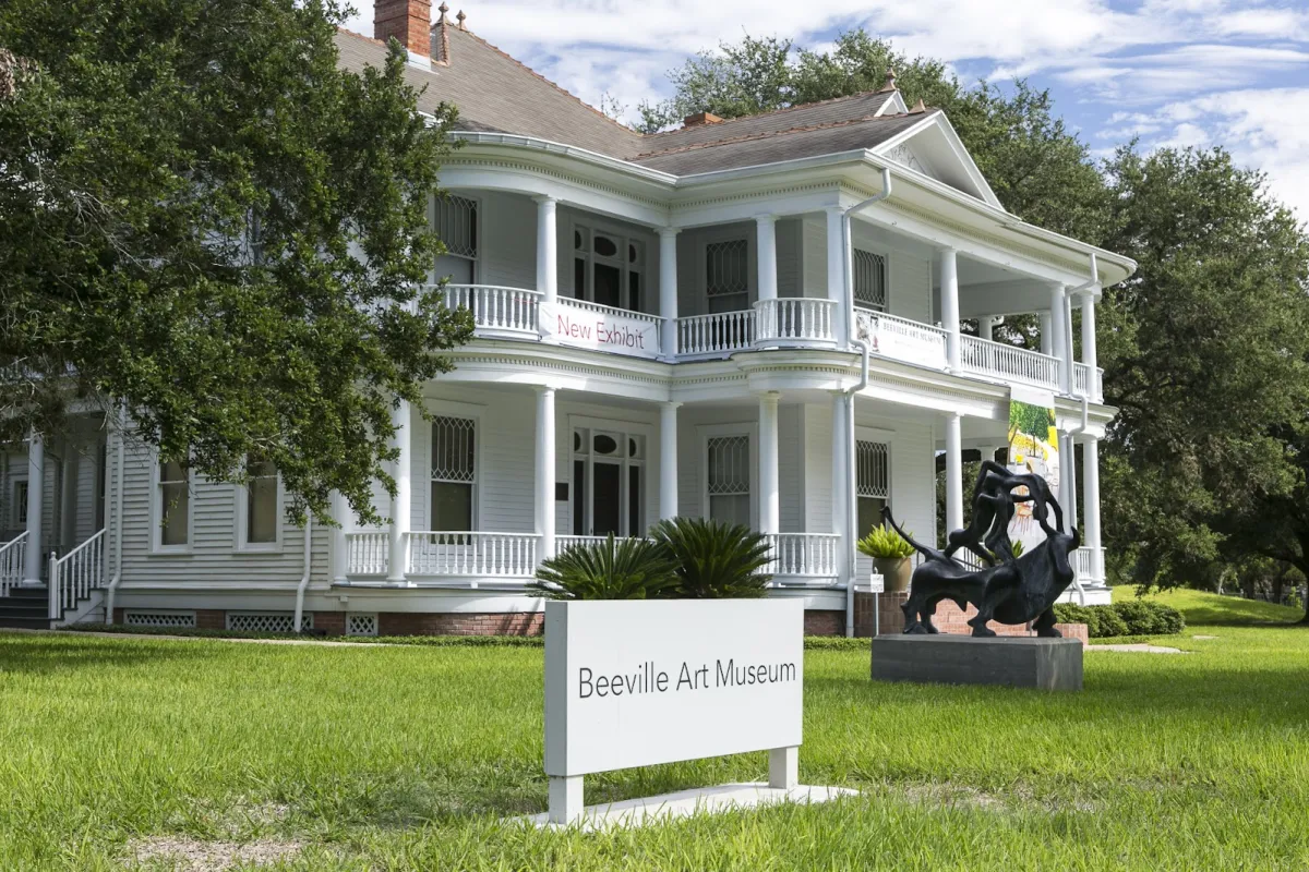 Beeville Art Museum photo 1