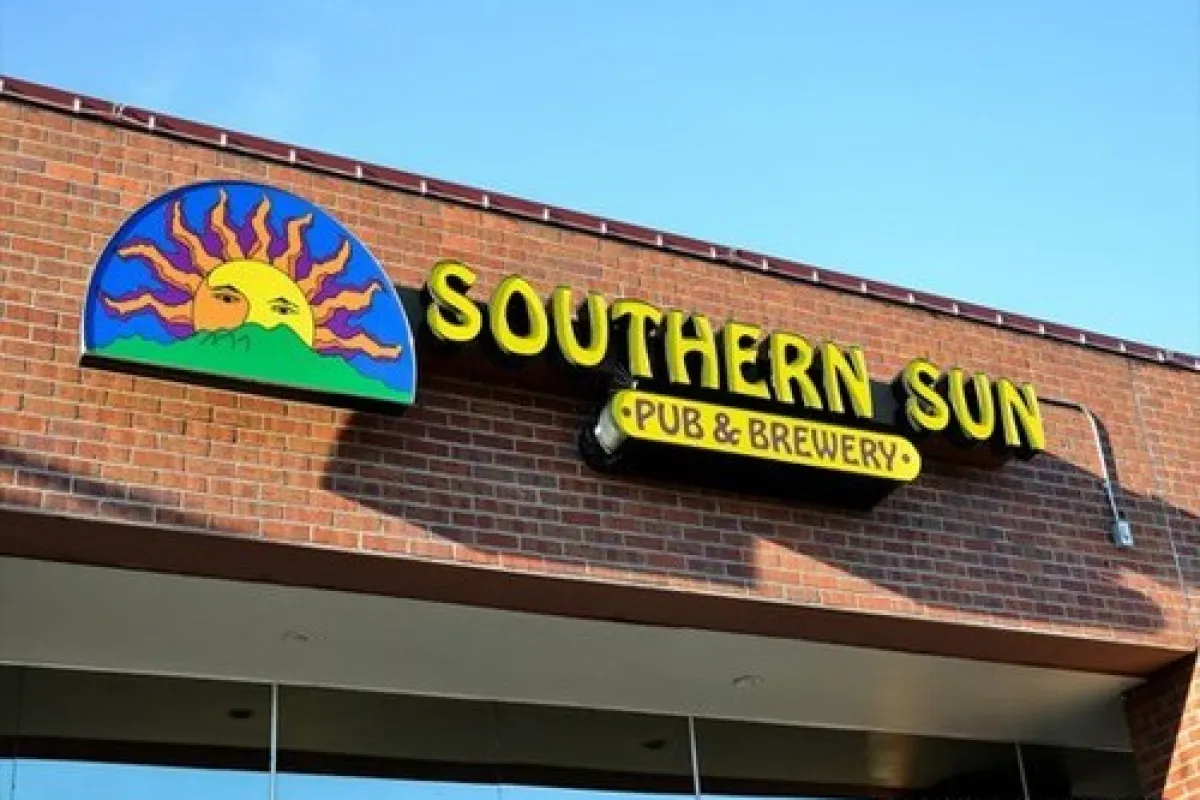 Southern Sun Pub & Brewery photo 1