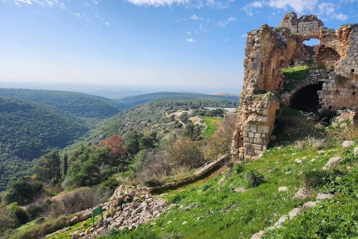 Yehiam Fortress photo 1