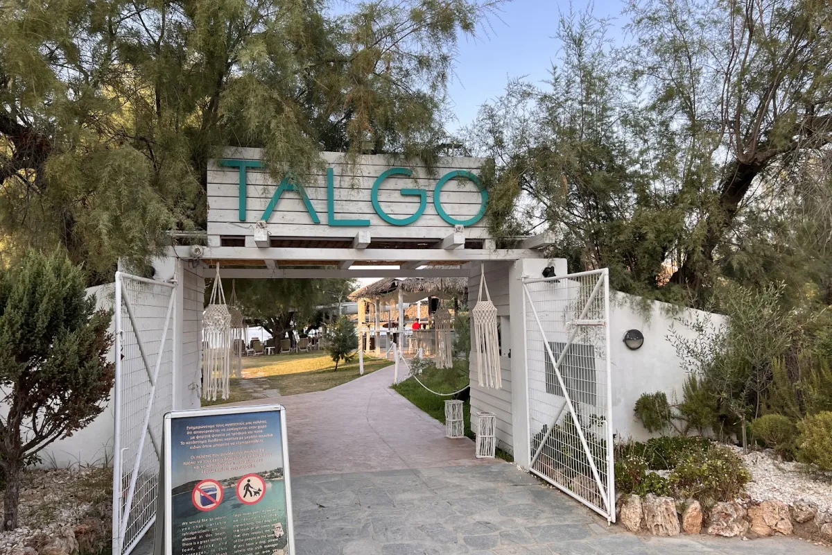 Talgo Beach Bar photo 1