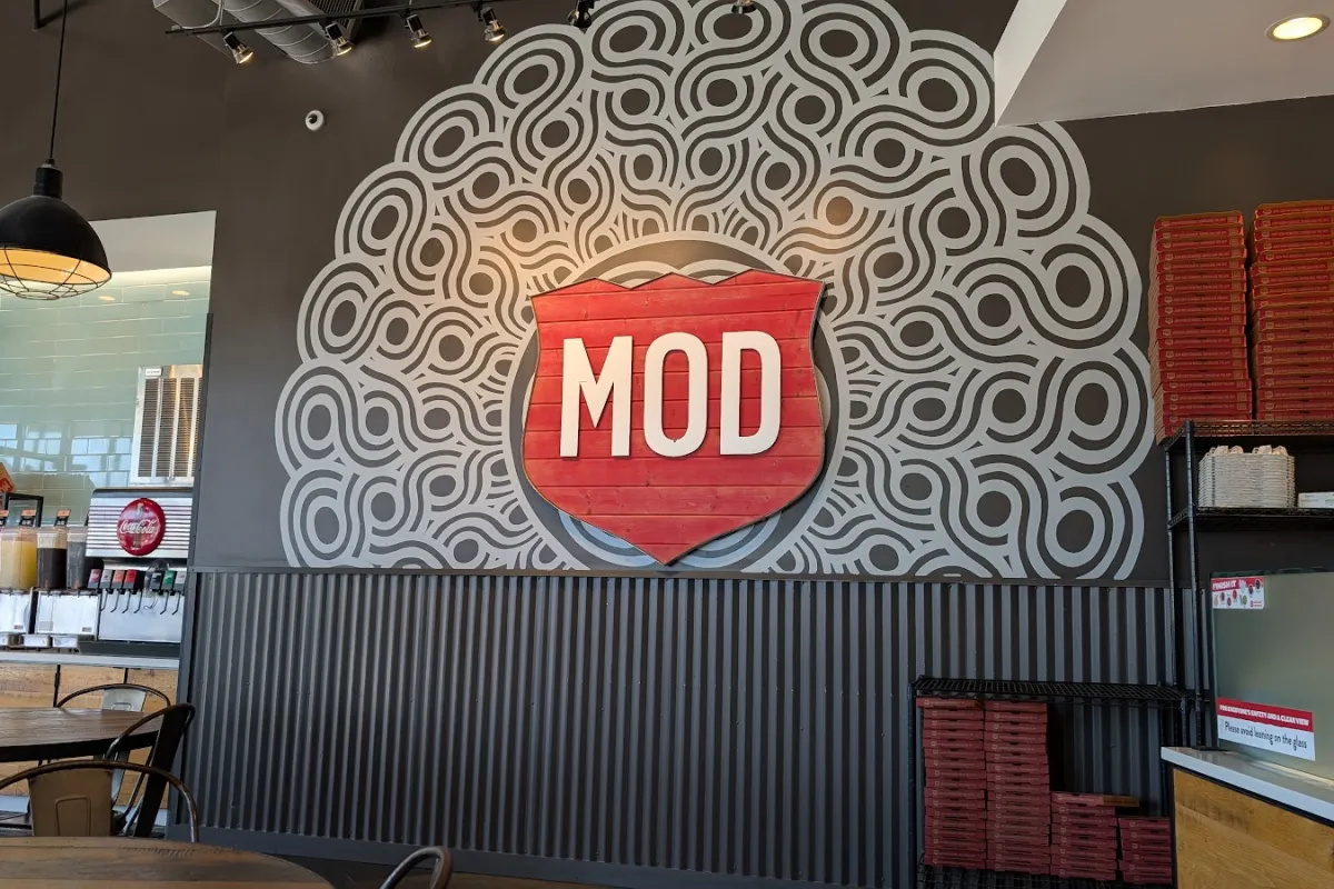 MOD Pizza photo 1