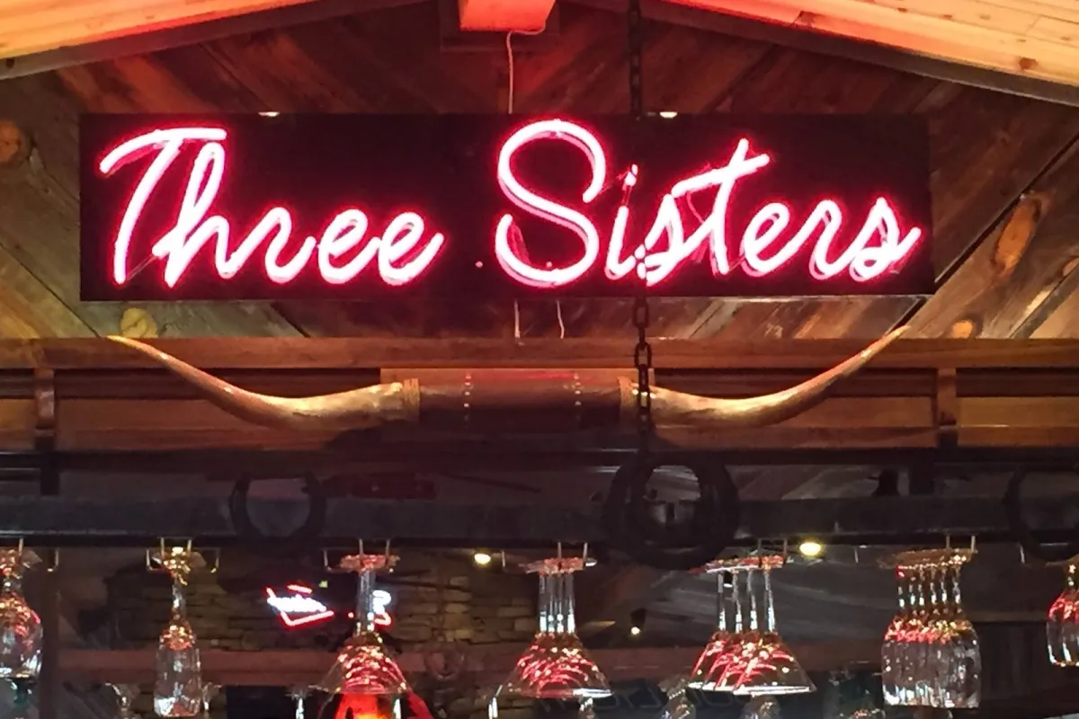 Three Sister's Tavern & Grill photo 1