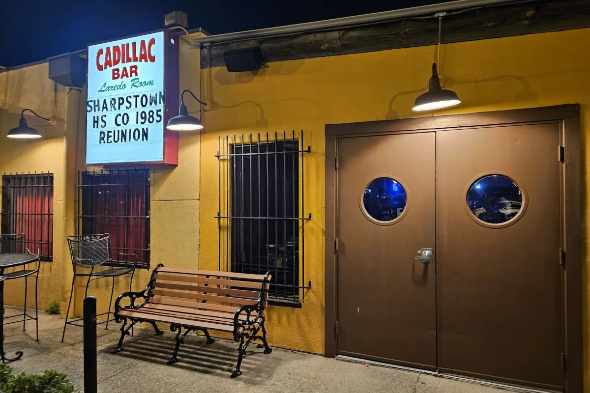 Cadillac Bar photo 1