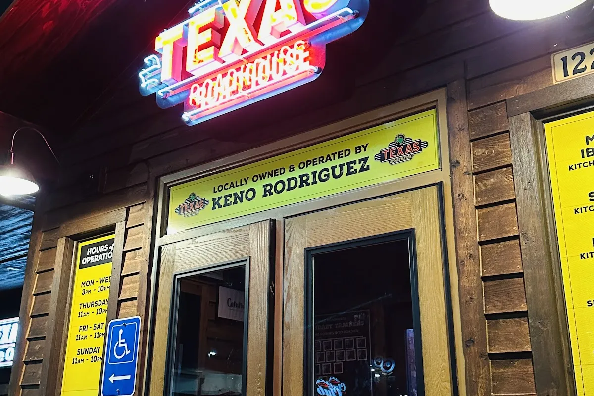 Texas Roadhouse photo 1