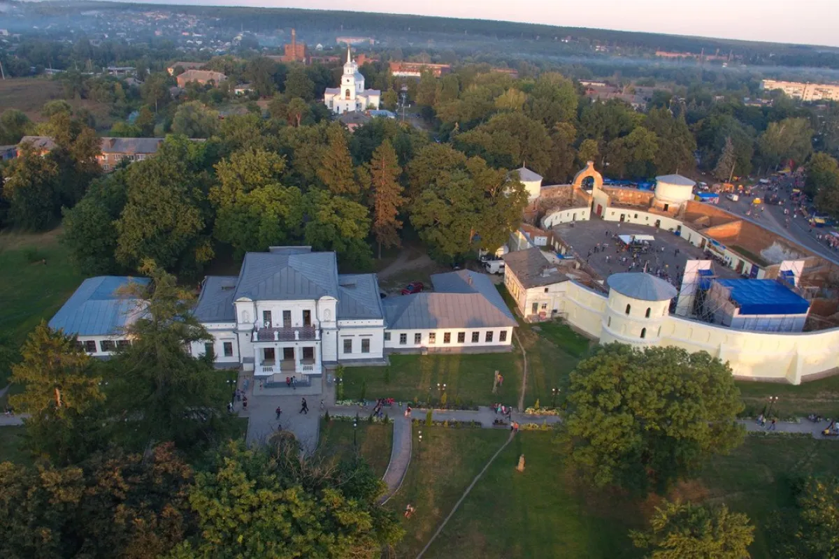 Palats Holitsyna photo 1