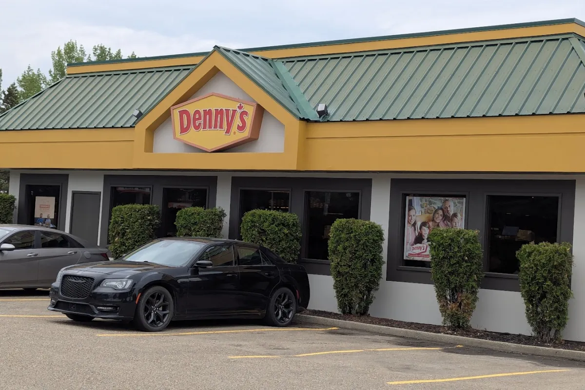 Denny's Restaurant Millwoods photo 1