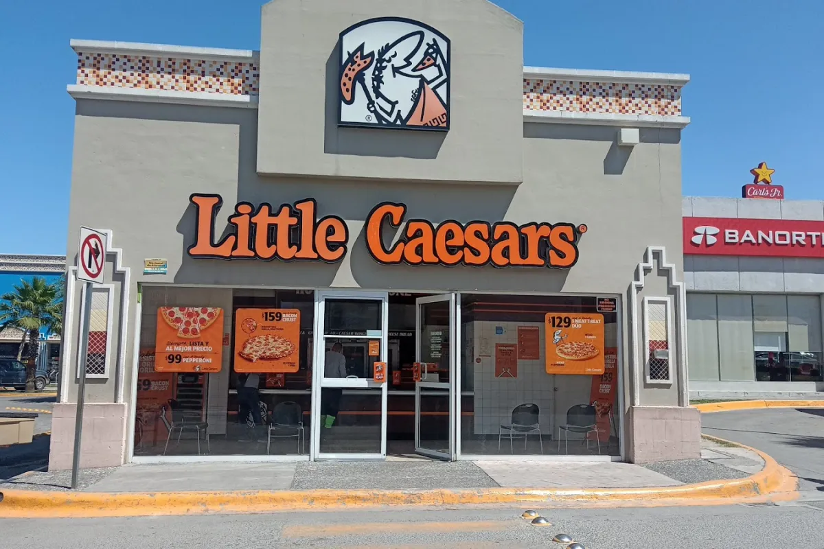 Little Caesars Molinete photo 1
