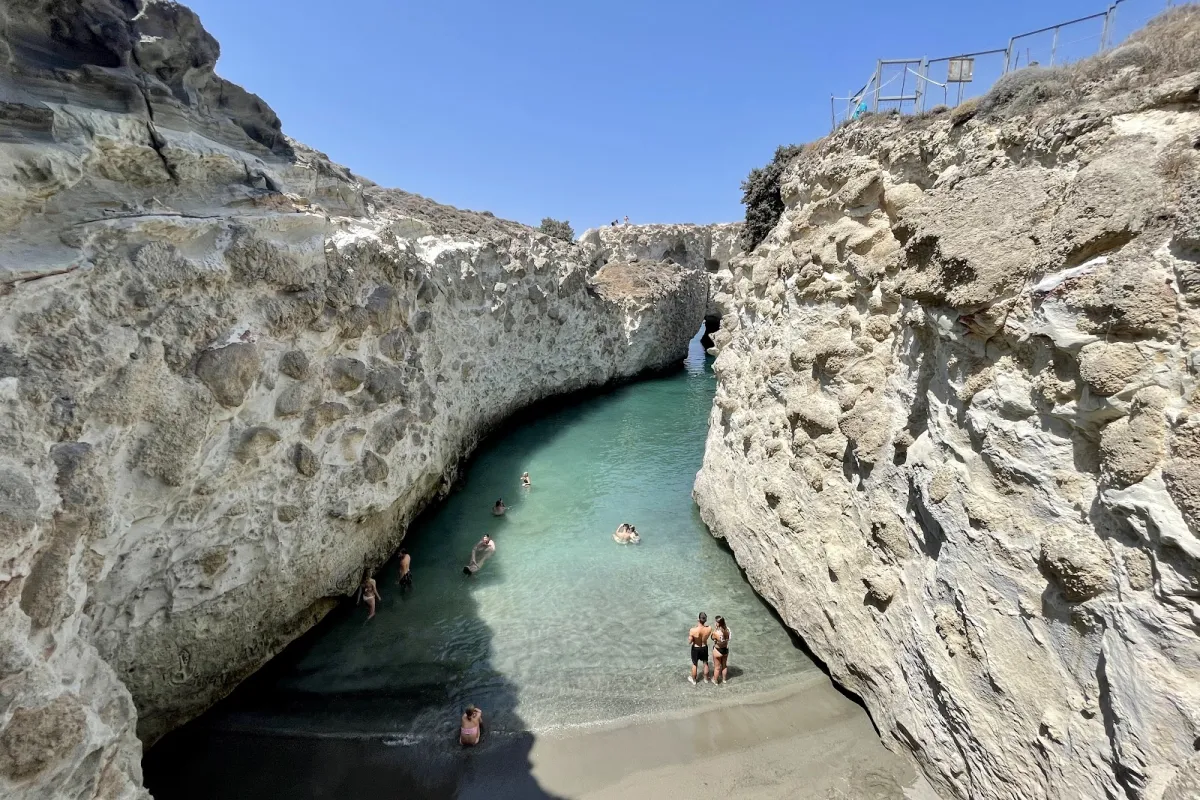 Papafragas Caves photo 1