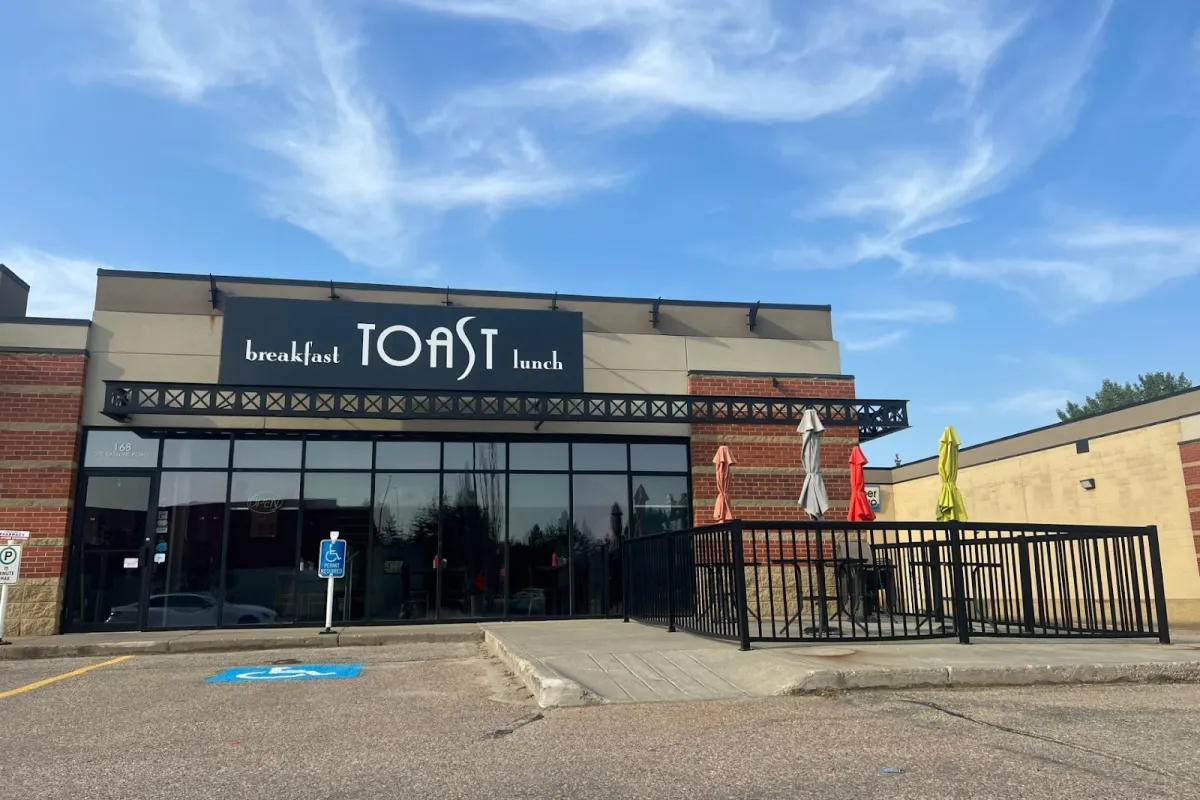 Toast Breakfast & Lunch Sherwood Park photo 1