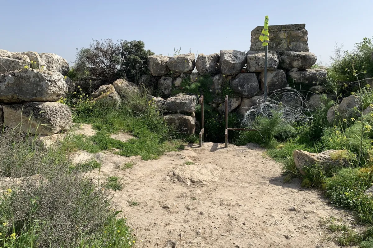 Khazan Caves photo 1