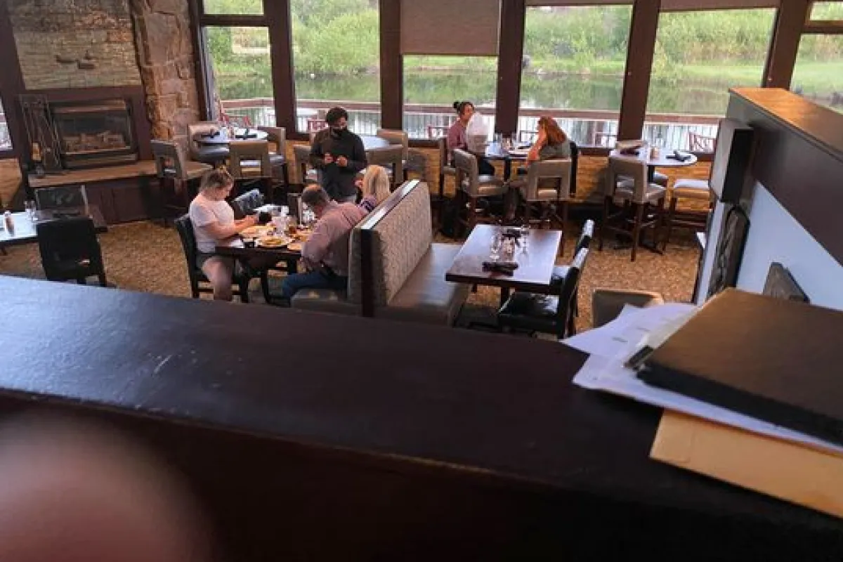 Wayfinder Restaurant photo 1