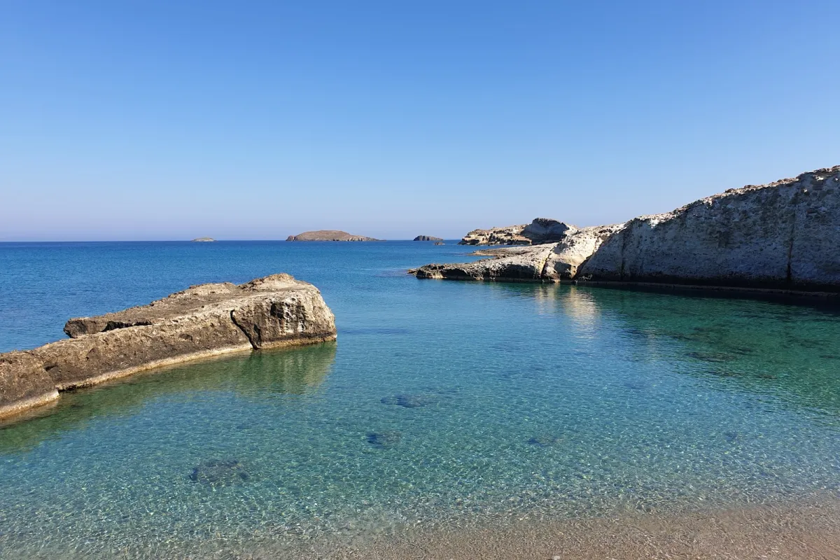 Alogomandra beach photo 1