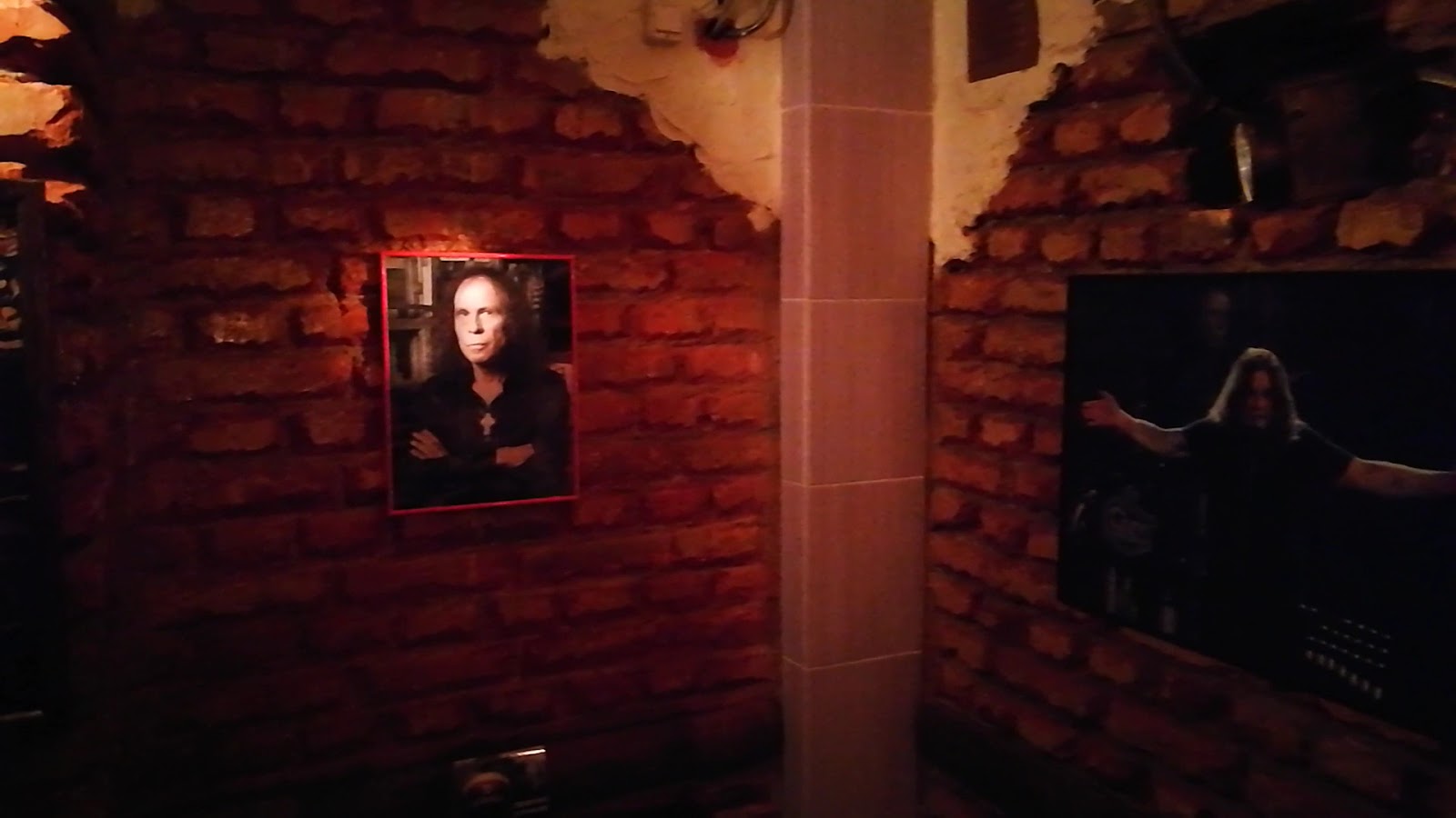 Rock'N'Sport pub Kefir пр. Героїв Харкова 5. photo 7