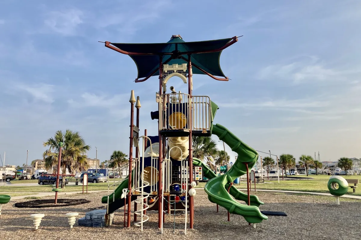 Roberts Point Park photo 1