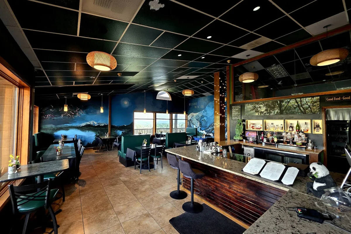 Sushi Win Jr (Evergreen, CO) Japanese Restaurant & Cocktails photo 1