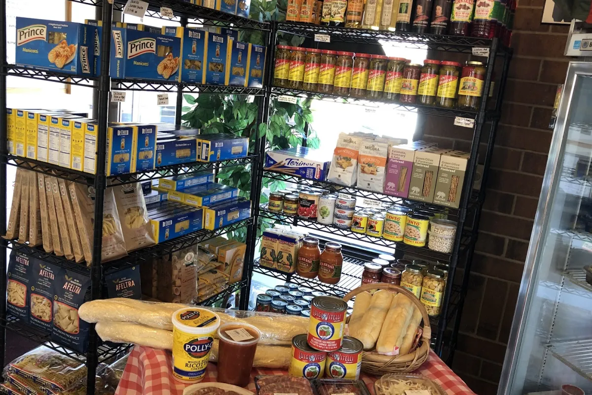 Mollica's Italian Market and Deli photo 1