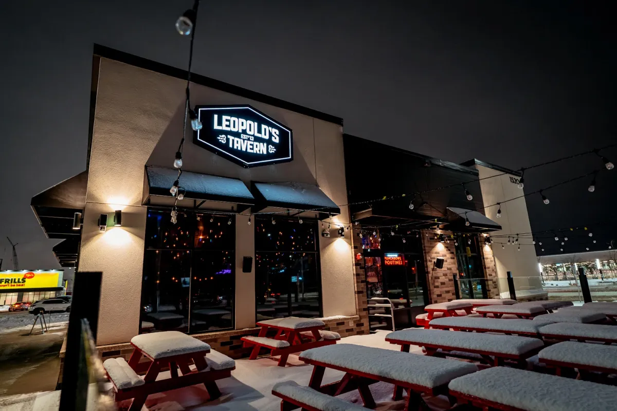 Leopold's Tavern Winnipeg - Transcona photo 1