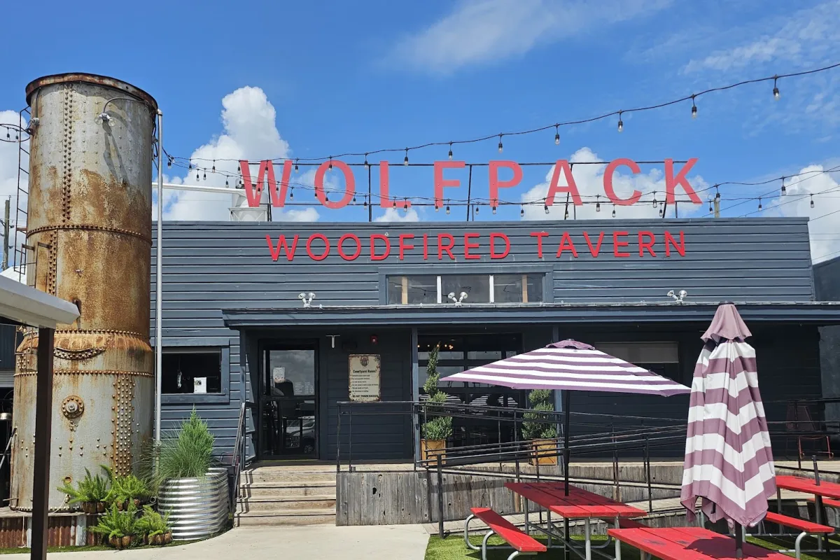 Wolf Pack Woodfired Tavern photo 1
