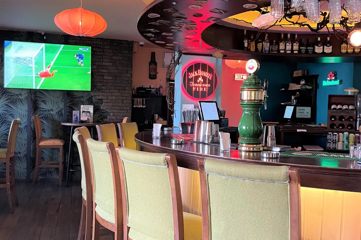 MIST Restaurant & Pub photo 1
