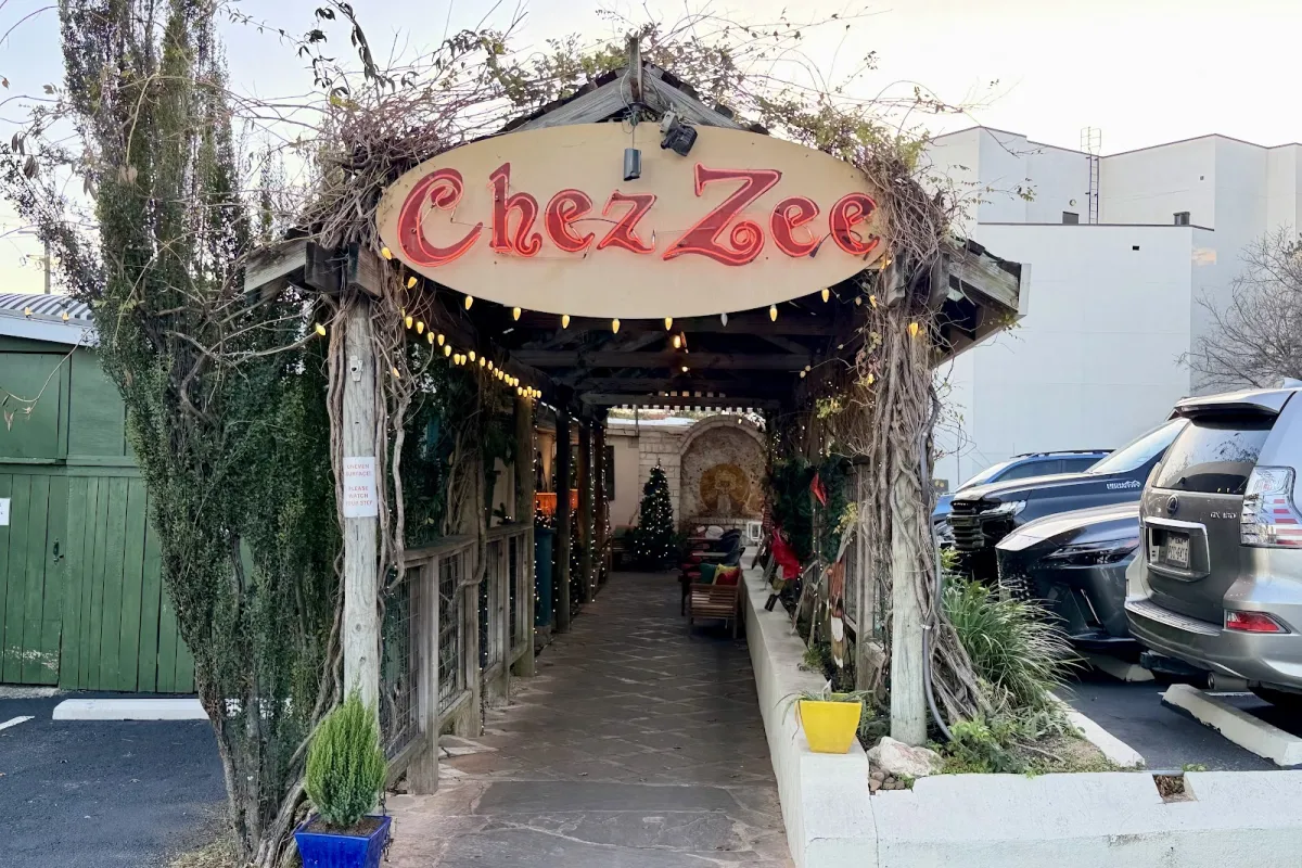 Chez Zee American Bistro photo 1