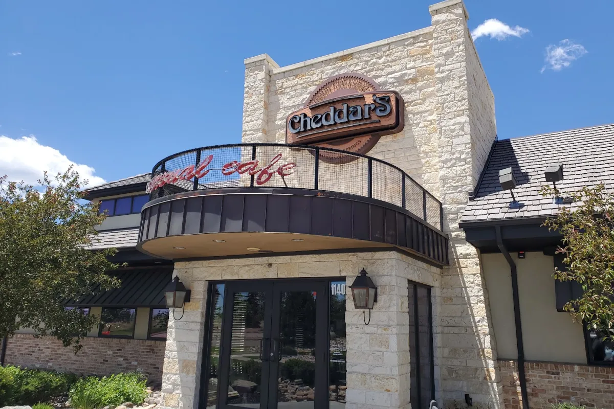 Cheddar's Scratch Kitchen photo 1