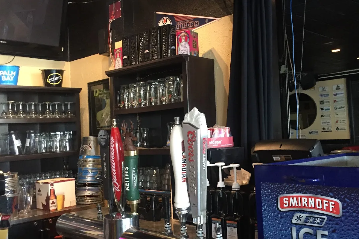 Borderline Pub & Grill photo 1