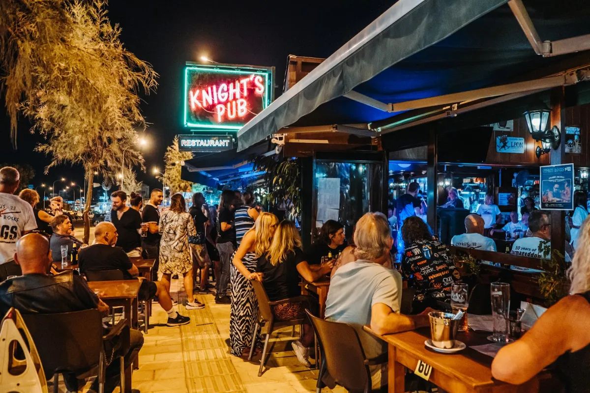 Knight's Pub Restaurant photo 1