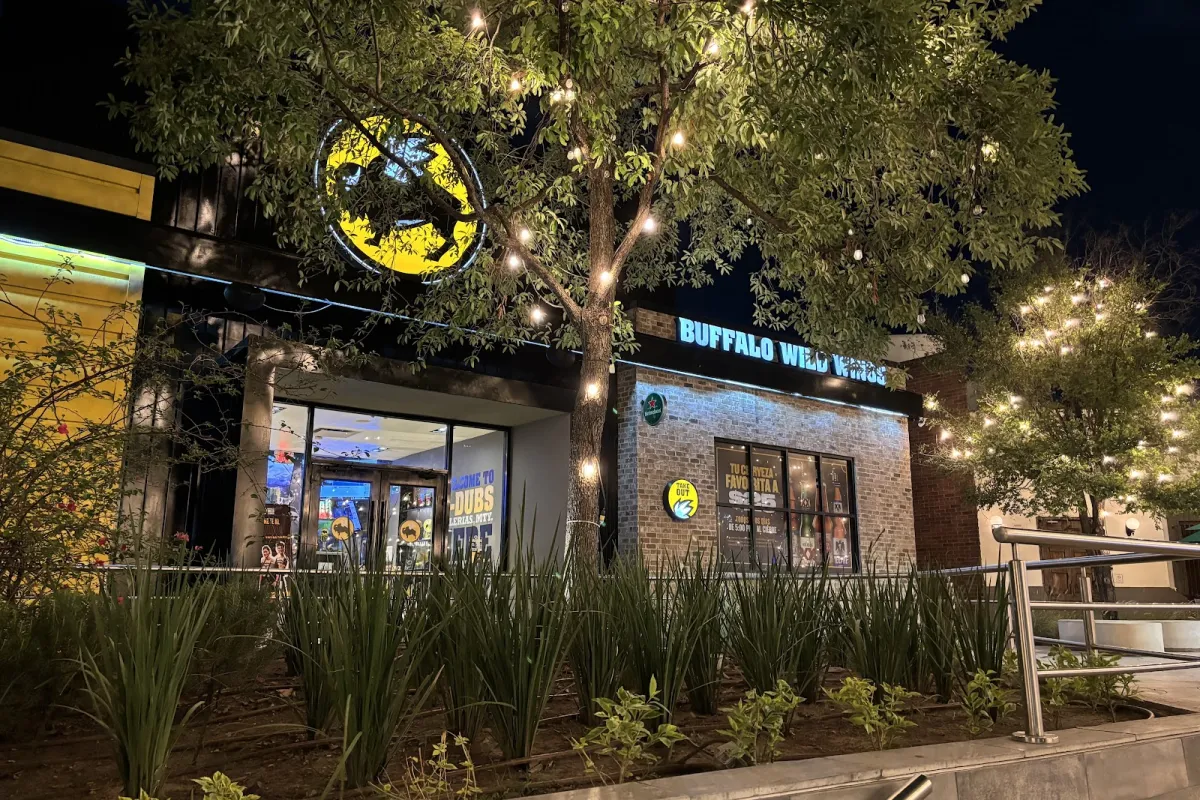 Buffalo Wild Wings photo 1
