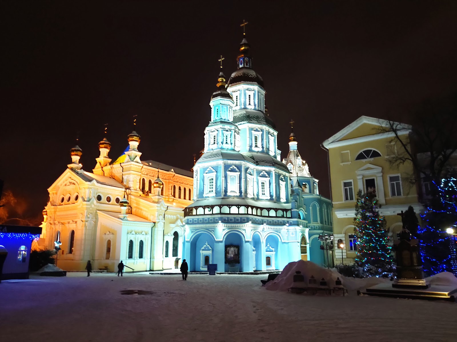Svyato-Pokrovsʹkyy Cholovichyy Monastyr Rpts V Ukrayini photo 7