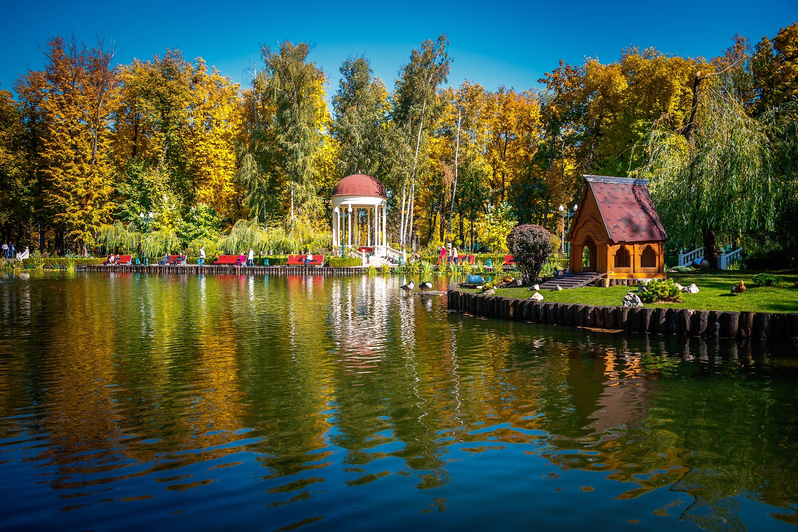 Maxim Gorky Central Park for Culture and Recreation photo 7