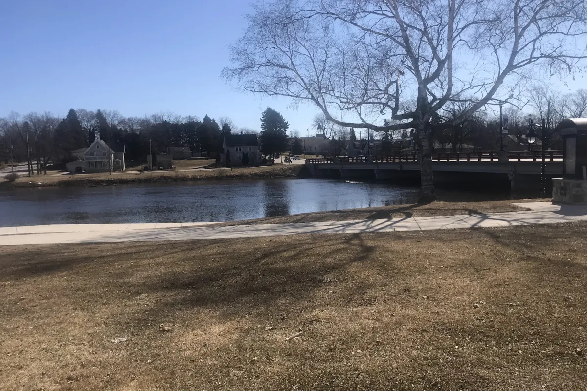 Veterans Memorial Park photo 1