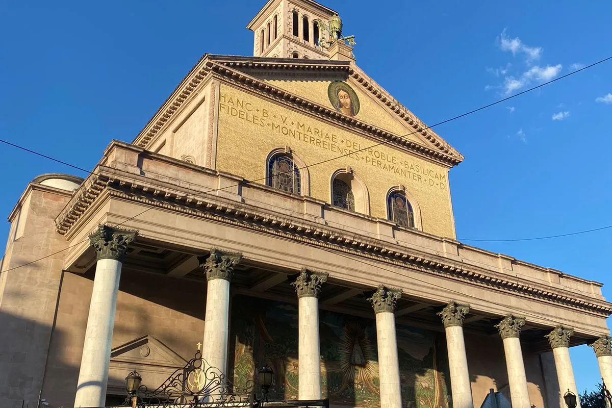 Basílica de Nuestra Señora del Roble photo 1