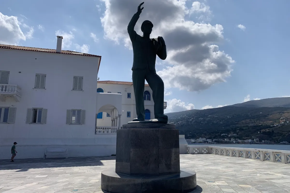 Monument to the unknown Sailor photo 1