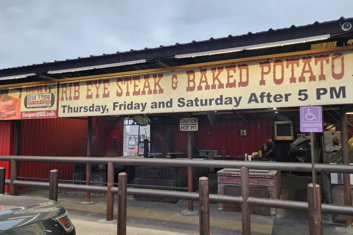 Cooper's Old Time Pit Bar-B-Que photo 1