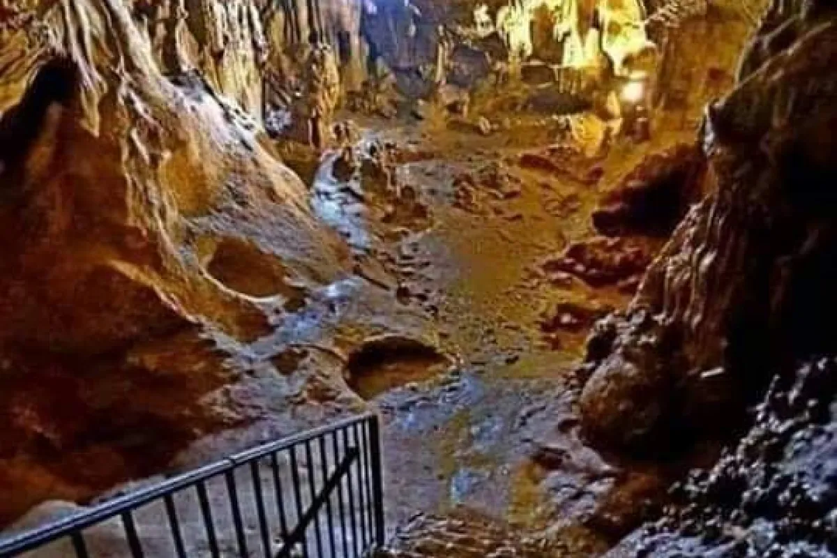 Dawayat Cave photo 1