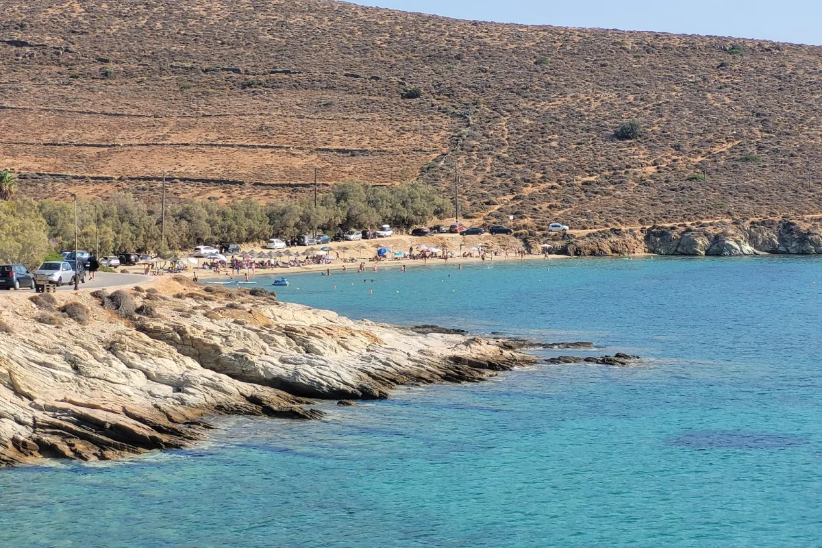 Komito beach photo 1