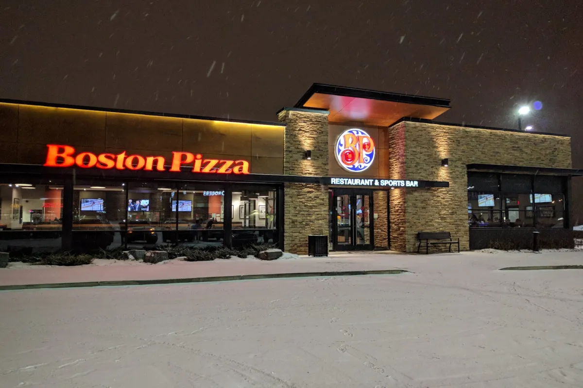 Boston Pizza photo 1