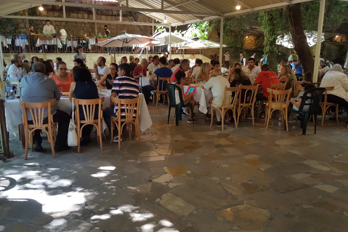 مطعم نبع مرشد - Nabeh Merched Restaurant photo 1