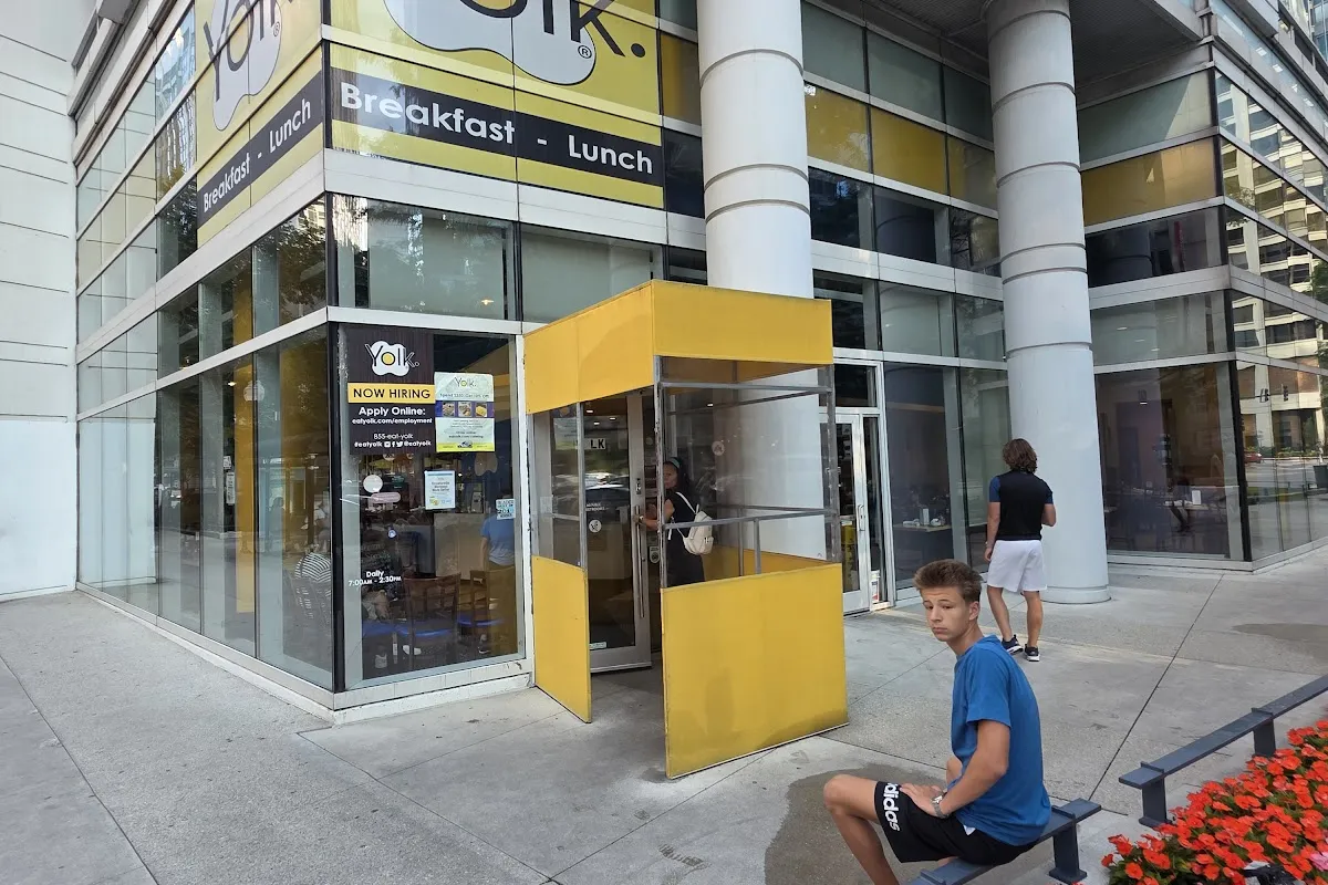 Yolk - Streeterville photo 1