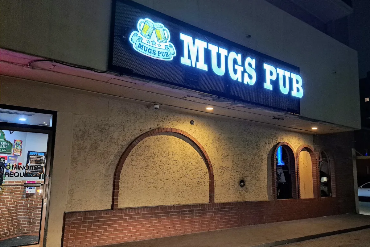 Mugs Pub photo 1