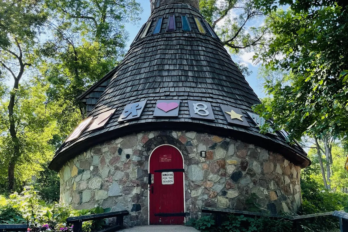 The Witch’s Hut photo 1