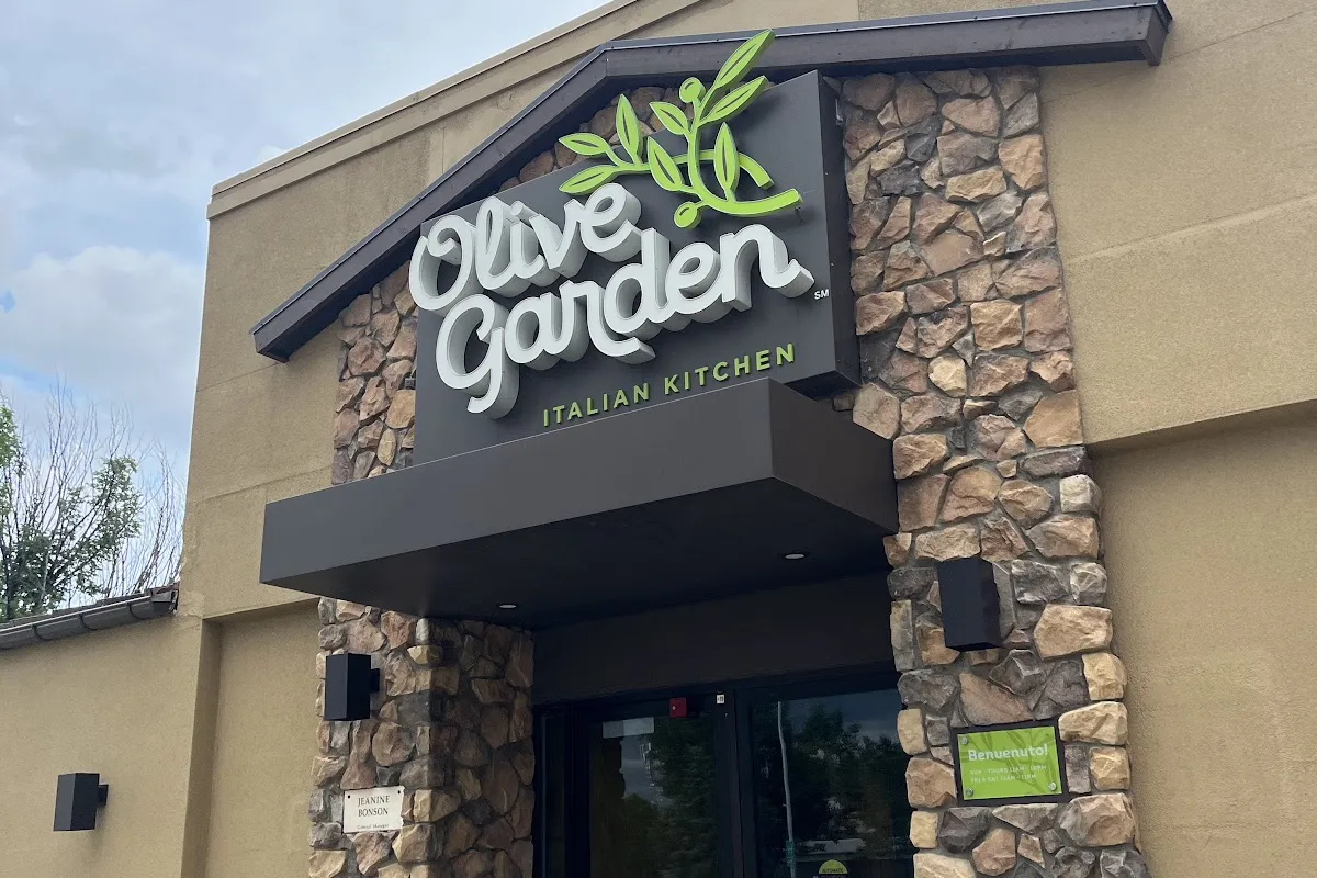 Olive Garden Italian Restaurant photo 1