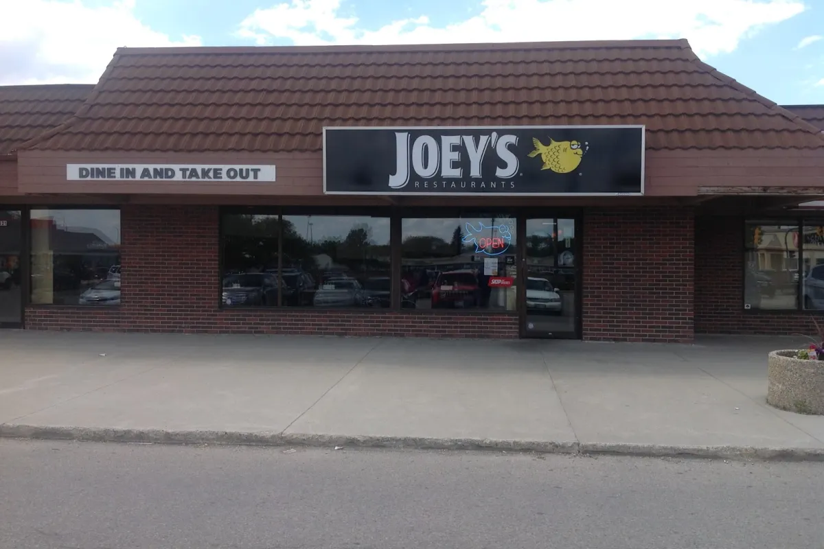 Joey’s Seafood Restaurants - Portage photo 1