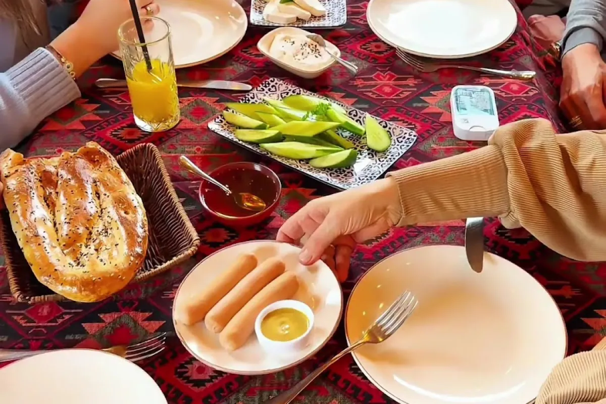 Qaynana Restaurant photo 1