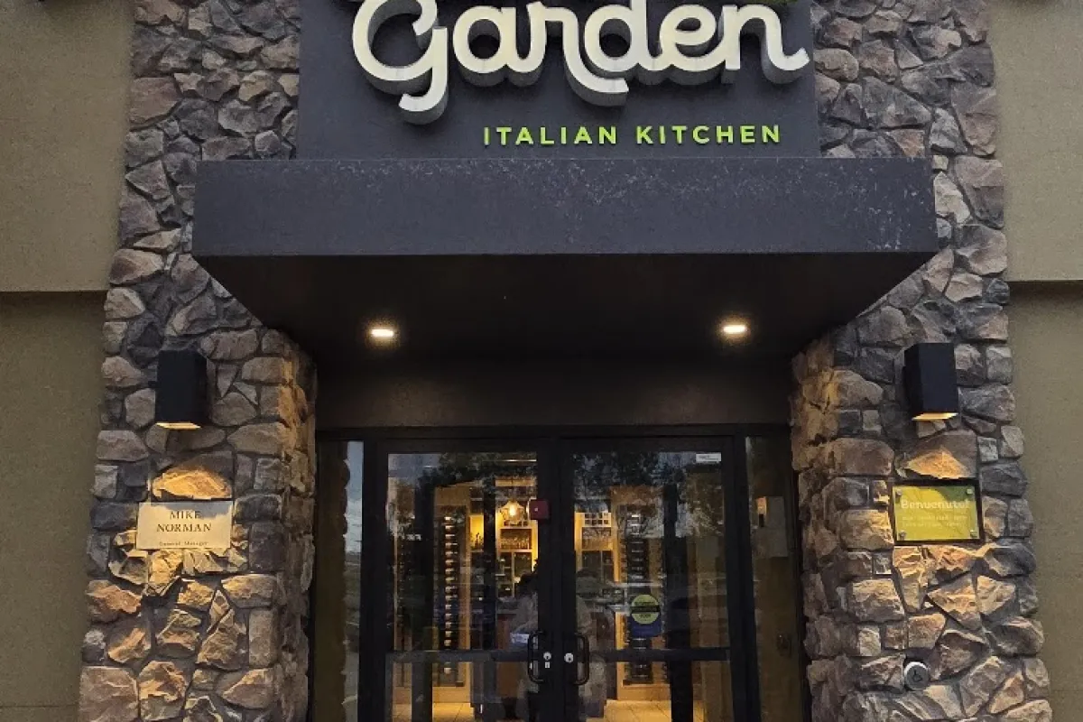 Olive Garden Italian Restaurant photo 1