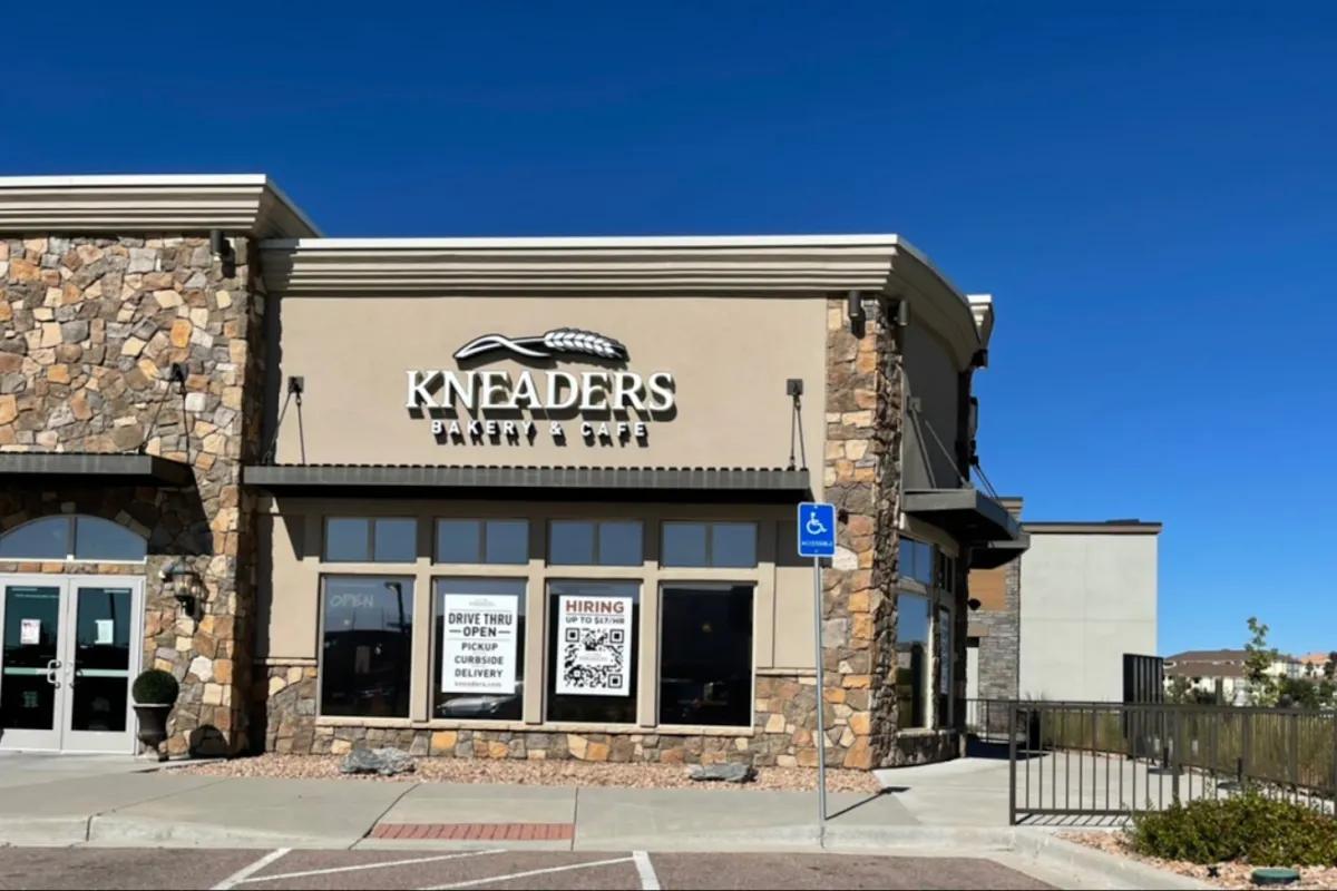 Kneaders Bakery & Cafe photo 1